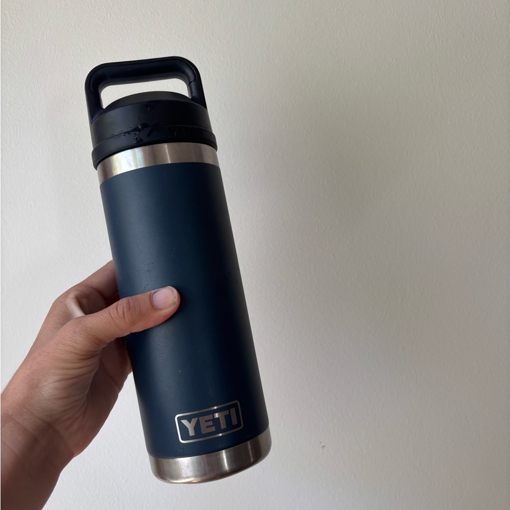 YETI Dark Blue Travel Mug with Silver Trim